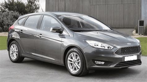 2016 Ford Focus Trend Review Drive