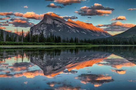 Mt Rundle Reflection By Scott Bennie On 500px Lake Sunset Vermillion