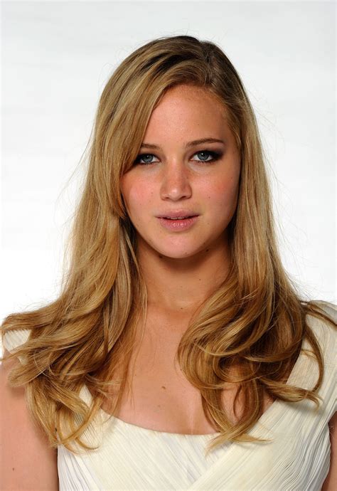 All About Hollywood Celebrity Jennifer Lawrence Hairstyle