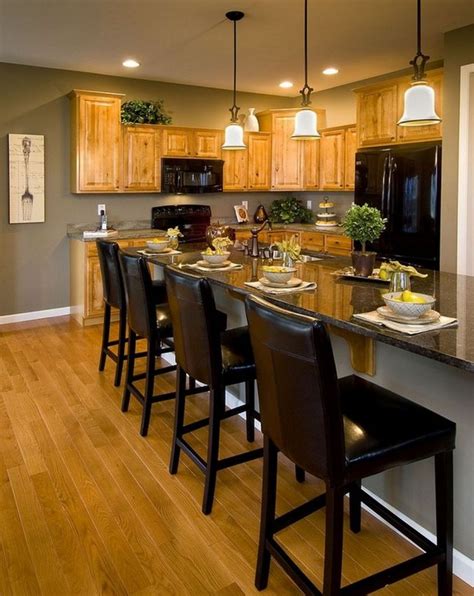 35 Beautiful Kitchen Paint Colors Ideas With Oak Cabinet Page 9 Of 37