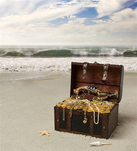 Best Treasure Chests Stock Photos Pictures And Royalty Free Images Istock