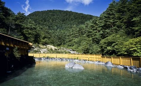 Ahh Take A Dip In One Of These Gorgeous Hot Springs Budget Travel