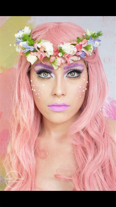 Portrait Gabriela Olmedo Photography Pink Hair Pink Make Up Purple Make Up Beauty Flowers