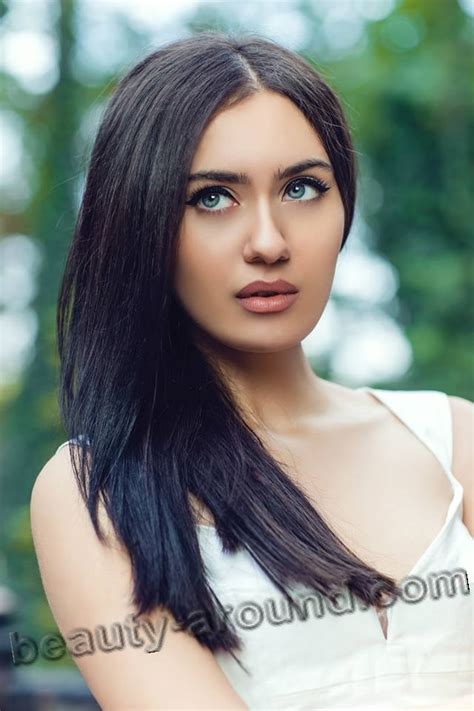 Top Beautiful Azeri Women Photo Gallery