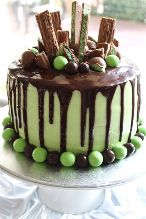 chocolate and mint drip cake bakerholics anonymous