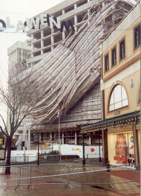 Scaffolding Collapse Cardiff © Gareth James Cc By Sa20 Geograph