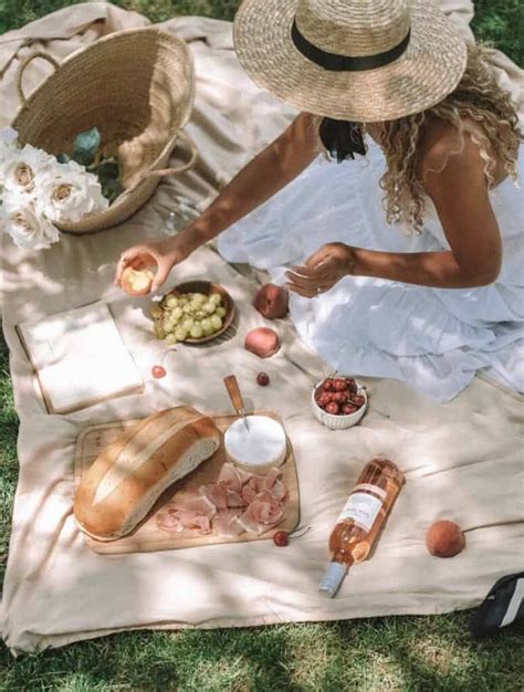 My Parisian Inspired Styled Picnic Photoshoot Artofit