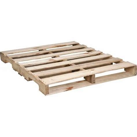 Rectangular 2 Way Industrial Wooden Pallet For Shipping Capacity 500