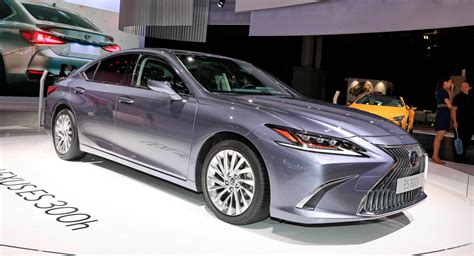 Yes, the 2019 lexus es hybrid is a good used car. 2019 Lexus ES 300h Looks To Make A Name For Itself In Europe As GS Replacement | Carscoops