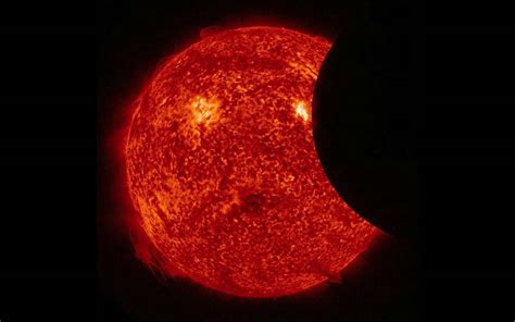 ¿cuándo Y Cómo Ver El Eclipse Solar De Abril Video Aristegui Noticias