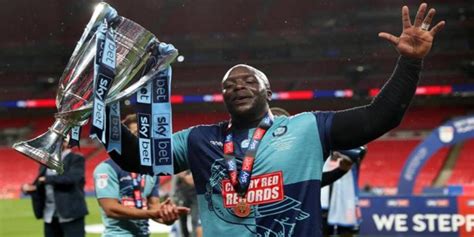 La Eufórica Celebración De Adebayo Akinfenwa El Jugador Más Pesado Del Mundo