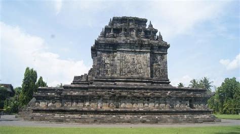 Mendut Temple First Legacy Of The Sailendra Dynasty