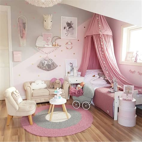 Pin By Thumpper Cervantes On Camila Bedroom Pink Girl Room Toddler