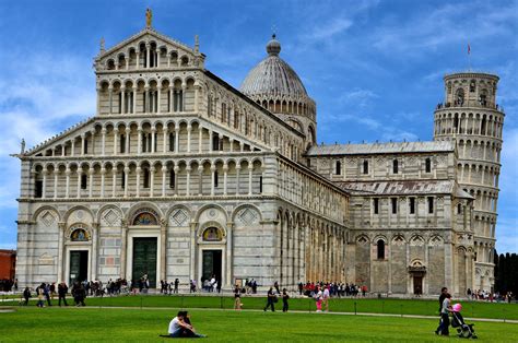 Pisa Italy Encircle Photos