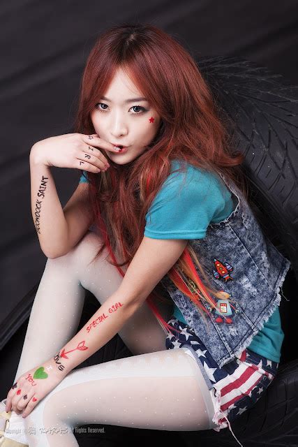 Minah Cute And Dangerous Korean Models Photos Gallery
