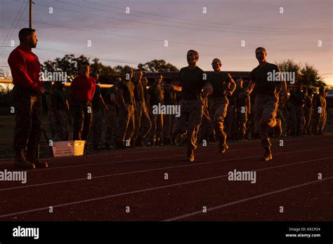 Us Marine Corps Recruits With Bravo Company 1st Battalion Recruit