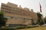 The Top 5 Indian Institute of Technology, India | CrazyPundit.com