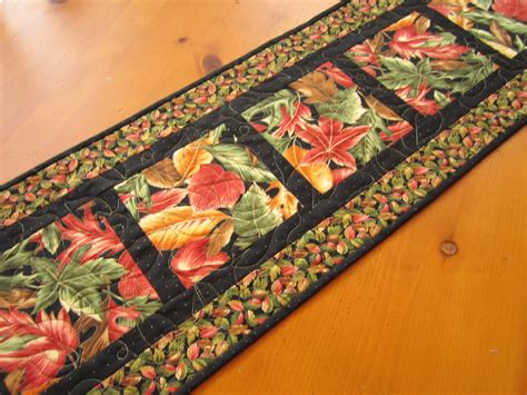 Autumn Leaves Table Runner On Luulla