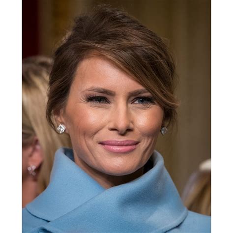 Melania Trumps Makeup Artist Shares How To Recreate The First Ladys Inauguration Beauty Looks