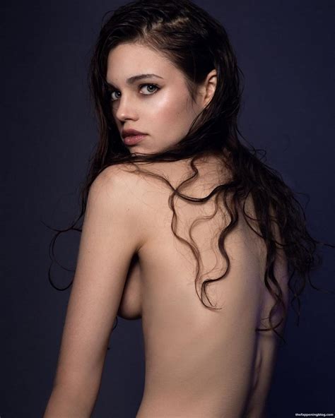 India Eisley Nude Sexy Collection Photos Sex Video Scenes