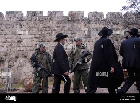 Idf Israeli Soldiers At Guard In The Old City East Jerusalem Israel