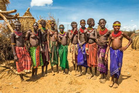 girls women african tribe daasanach their villag omo valley ethiopia may village 58170414