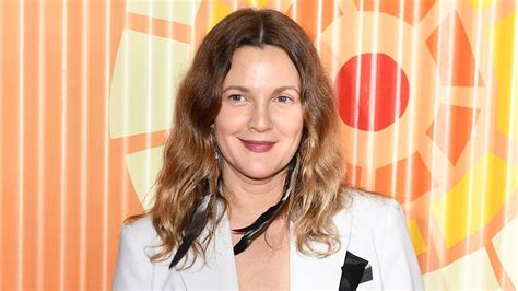 Most popular drew barrymore photos, ranked by our visitors. Drew Barrymore Admits She Has 'Cried Every Day' While ...