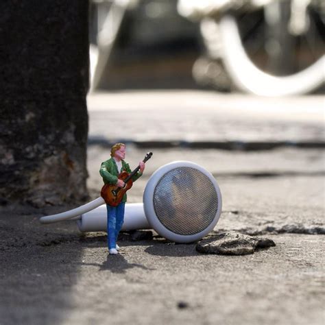 Instagram Miniature Street Art With Slinkachu Official For More