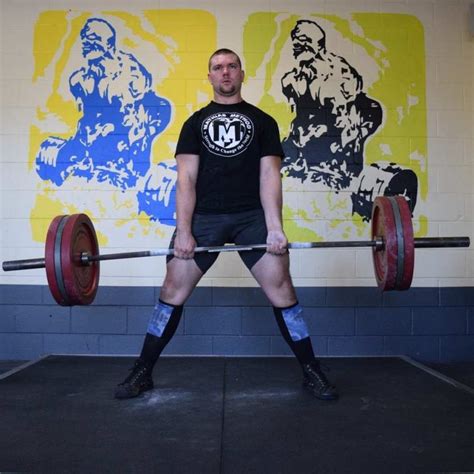 How To Sumo Deadlift Properly The Complete Guide Mm Strength