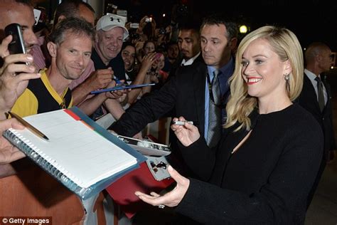 Reese Witherspoon Flashes Some Cleavage In Cut Out Lbd At Wild Premiere