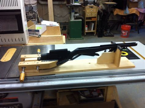 Brass and beer presents a build video for the best budget shooting bench rest. Woodworking Projects That Sell gun rest | Homemade Gun Rest | Shooting Stuff | Pinterest ...