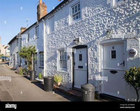 Angmering Village Hi Res Stock Photography And Images Alamy