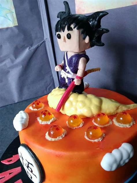 Best cakes for dragon ball z fans. Dragon ball z cake | Creations, Pâte à sucre