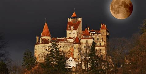 El Castillo De Drácula Abre Sus Puertas Y Permite Dormir En Sus Ataúdes