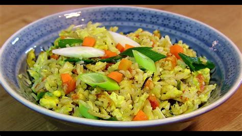 Chinese Fried Rice Recipe A Quick And Easy Meal Fried Rice Restaurant