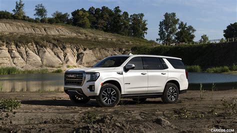 2021 Gmc Yukon At4 Front Three Quarter