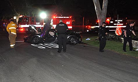 Mclaren Sports Car Crash In Valley Village Kills Youtube Star Driver