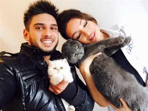 Clipul a fost regizat de criss blaziny și filmat la gura portiței. Dorian Popa se pregăteşte să îşi întemeieze o familie ...