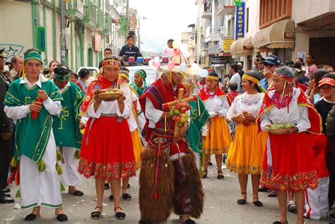 Juegos populares fueron resaltados en un festival el diario ecuador. Tradiciones del Ecuador: juegos, fiestas, costumbres, y más
