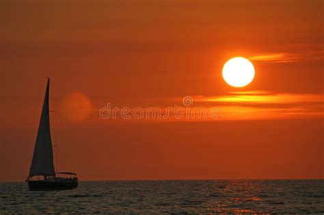 Sunset At Adriatic Sea Stock Image Image Of Coastline 21564975