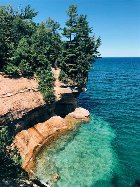 Pictured Rocks 10 Mile Hike Rbackpacking