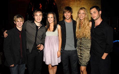 The Gossip Girl Cast Members Look Like Babies In Their First Photos