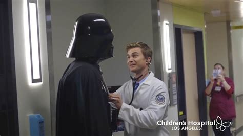 Star Wars Mark Hamill And Darth Vader Visit Childrens Hospital With