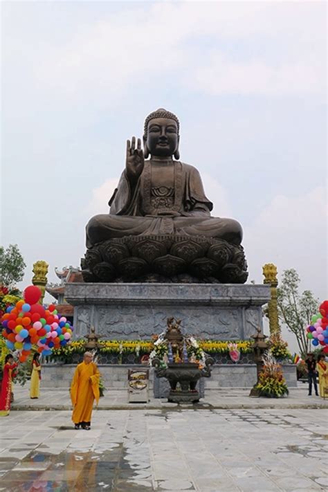 Top 10 Tượng Phật Lớn Nhất Việt Nam Toplistvn