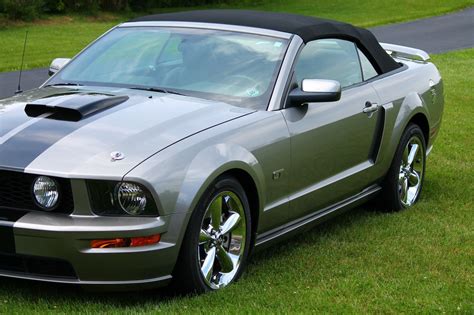 Car Brand Auctioned Ford Mustang Gt Convertible 2 Door 2008 Car Model