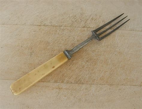 Antique 3 Prong Fork 8 12 Bone Handle Steel Tines Thick Handle Heavy