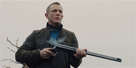 James Bond Daniel Craigs 12 Best Moments As 007 Screenrant