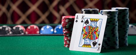 Play poker like a pro with right approach | Cidadera