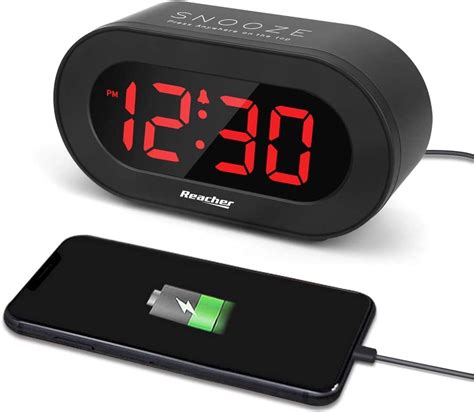 Reacher Small D Digital Alarm Clock With Simple Operation Full Range