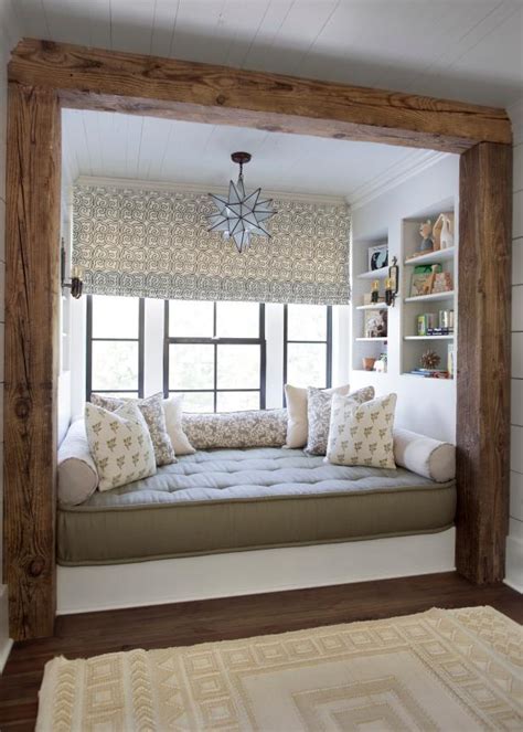 Large Cushioned Window Nook With Natural Wood Frame Star Pendant